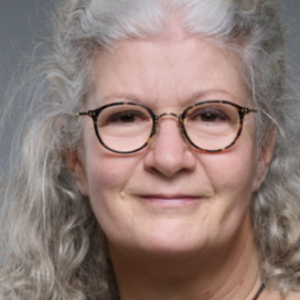 Profile photo of Claudia Baecker