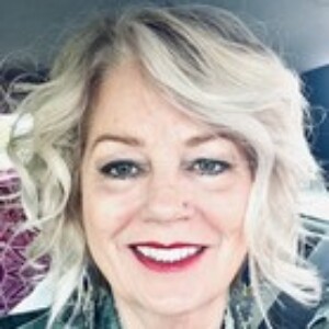 Profile photo of Roxanne Story