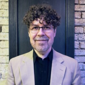 Profile photo of Luciano Antonio