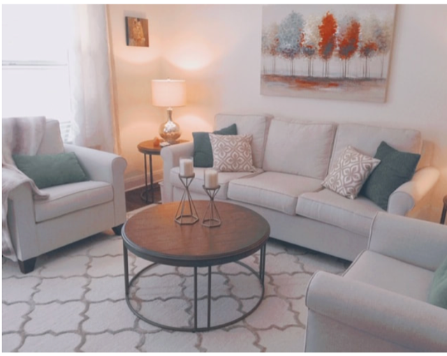 qhht-out-of-town-guests